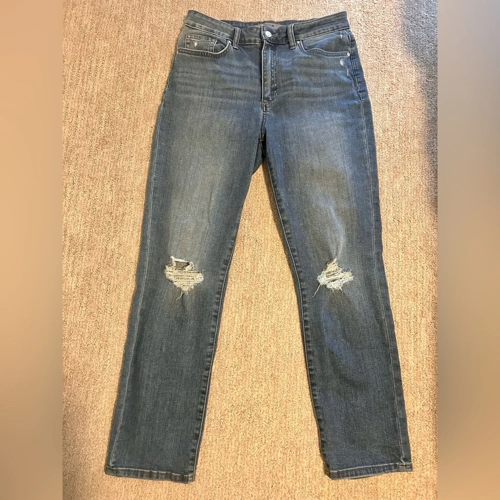 Joe’s Straight Leg Jean - Picture 2 of 8